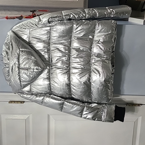 Ladies puffer jacket - Picture 4 of 8